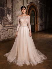 Свадебное платье Лучиа. Силуэт А-силуэт, Прямое. Цвет Айвори / Капучино, Персик / Оранжевый. Вид 1