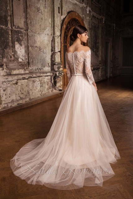 Свадебное платье Лучиа. Силуэт А-силуэт, Прямое. Цвет Айвори / Капучино, Персик / Оранжевый. Вид 2