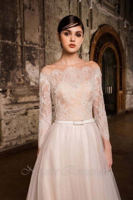 Свадебное платье Лучиа. Силуэт А-силуэт, Прямое. Цвет Айвори / Капучино, Персик / Оранжевый. Вид 3