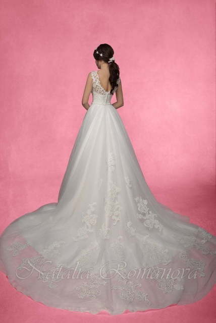 Свадебное платье Жасмин. Силуэт Пышное, А-силуэт. Цвет Белый / Молочный. Вид 2