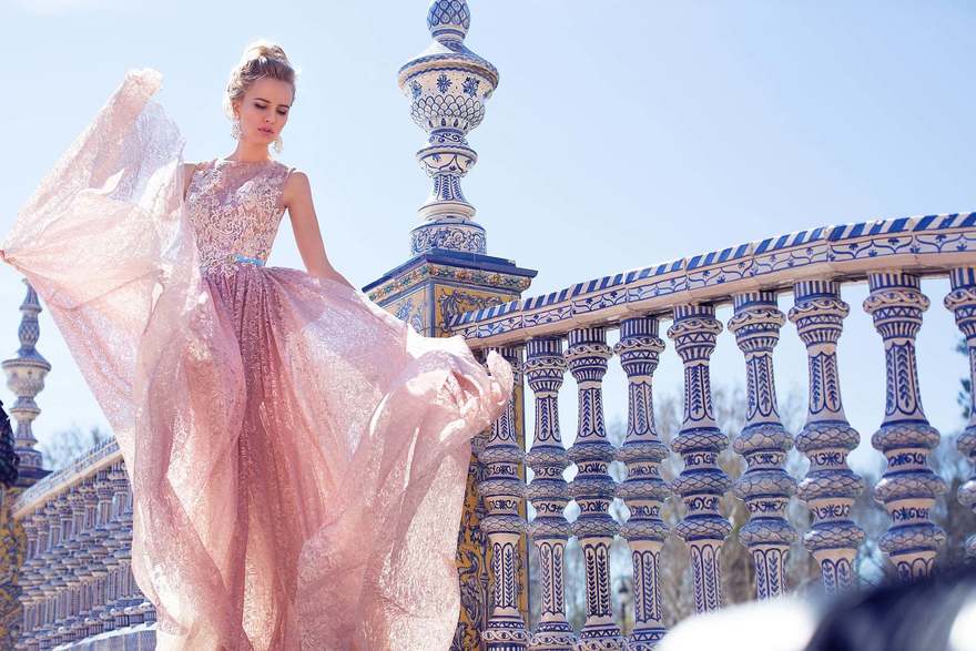 Свадебное платье Seville. Силуэт А-силуэт, Прямое. Цвет Айвори / Капучино, оттенки Розового. Вид 4