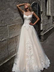 Свадебное платье Veronica. Силуэт А-силуэт. Цвет Белый / Молочный, Персик / Оранжевый. Вид 1