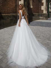 Свадебное платье Zlata. Силуэт Пышное, А-силуэт. Цвет Белый / Молочный. Вид 2