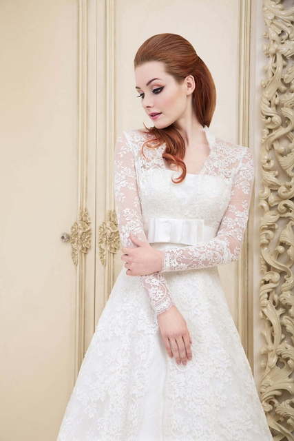 Свадебное платье Briaga. Силуэт А-силуэт. Цвет Белый / Молочный. Вид 3