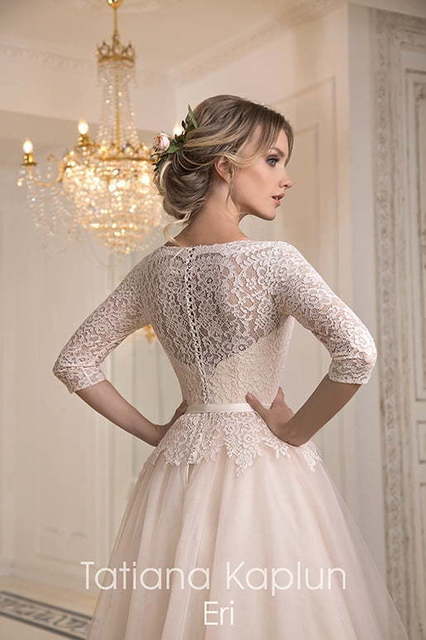 Свадебное платье Eri. Силуэт А-силуэт. Цвет Персик / Оранжевый, оттенки Розового. Вид 2