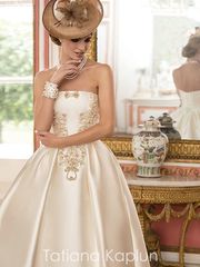 Свадебное платье Uilla. Силуэт А-силуэт. Цвет Айвори / Капучино. Вид 2