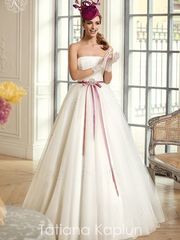 Свадебное платье Nika. Силуэт Пышное, А-силуэт. Цвет Белый / Молочный. Вид 1