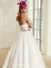 Свадебное платье Nika. Силуэт Пышное, А-силуэт. Цвет Белый / Молочный. Вид 2