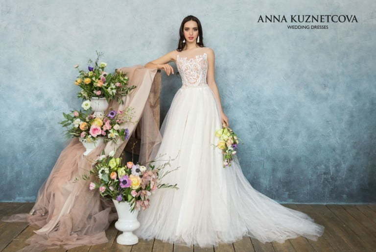 Свадебное платье Ирен. Силуэт А-силуэт. Цвет Айвори / Капучино, Белый / Молочный. Вид 3