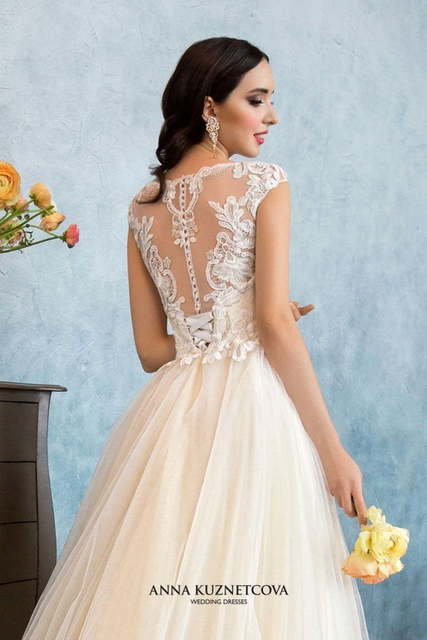 Свадебное платье Леронтайн. Силуэт А-силуэт. Цвет Айвори / Капучино, Персик / Оранжевый. Вид 4