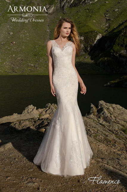 Свадебное платье Фламенко. Силуэт Рыбка, А-силуэт, Прямое. Цвет Белый / Молочный, оттенки Розового. Вид 3