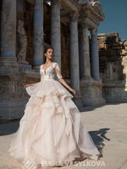 Свадебное платье Monica. Силуэт Пышное, А-силуэт. Цвет Айвори / Капучино, оттенки Розового. Вид 1