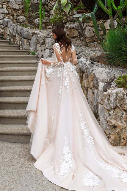 Свадебное платье Aniya. Силуэт А-силуэт, Прямое. Цвет Айвори / Капучино, Белый / Молочный, оттенки Розового. Вид 2