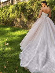 Свадебное платье Marvella. Силуэт Пышное, А-силуэт. Цвет Айвори / Капучино, оттенки Розового. Вид 2