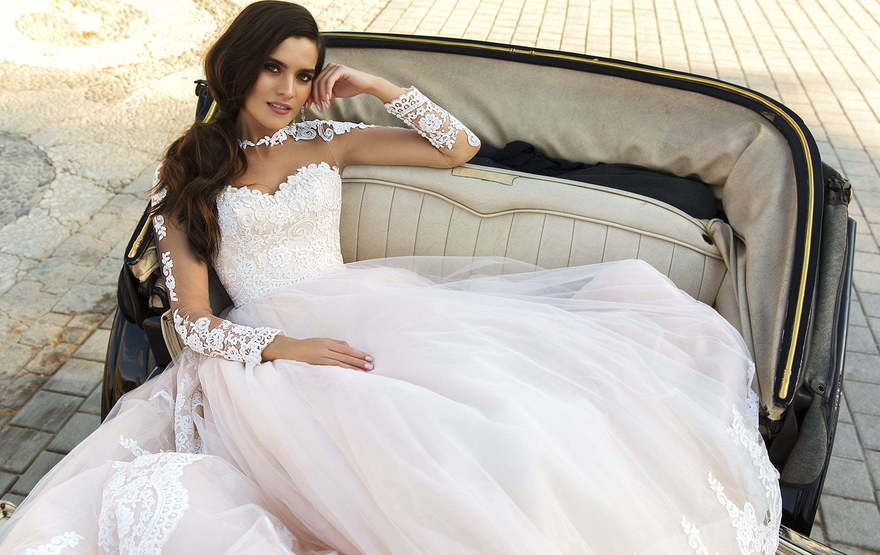 Свадебное платье Leda. Силуэт Пышное, А-силуэт. Цвет Персик / Оранжевый, оттенки Розового. Вид 3