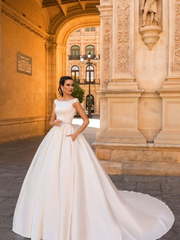 Свадебное платье Raffaella. Силуэт Пышное, А-силуэт. Цвет Белый / Молочный. Вид 1