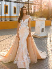 Свадебное платье Fiona. Силуэт А-силуэт, Рыбка. Цвет Айвори / Капучино, Персик / Оранжевый. Вид 1