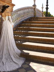 Свадебное платье Camilla. Силуэт А-силуэт, Рыбка. Цвет Белый / Молочный, оттенки Розового. Вид 2