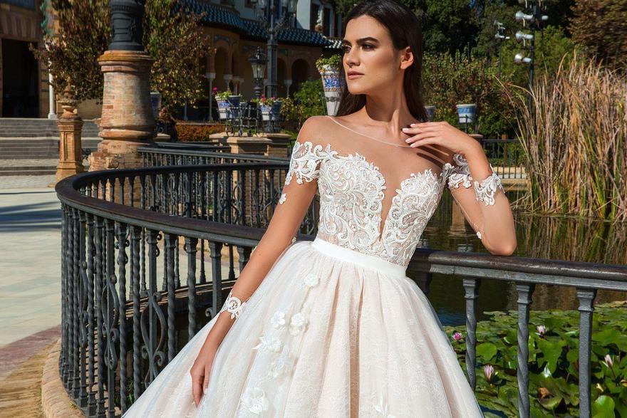 Свадебное платье Nora. Силуэт А-силуэт, Прямое. Цвет Айвори / Капучино, Белый / Молочный. Вид 3