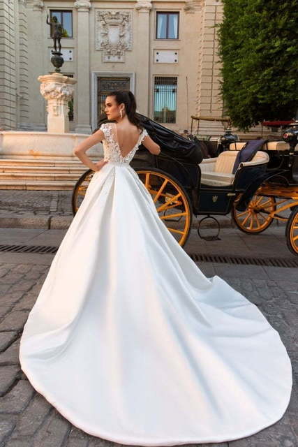 Свадебное платье Milora. Силуэт А-силуэт. Цвет Белый / Молочный. Вид 2