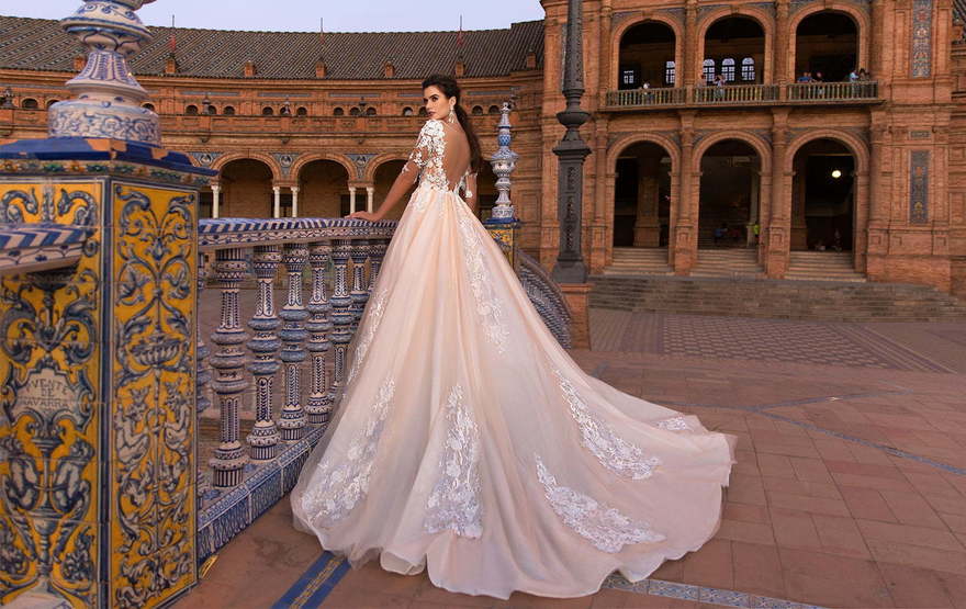 Свадебное платье Gemma. Силуэт Пышное, А-силуэт. Цвет Персик / Оранжевый, оттенки Розового. Вид 2