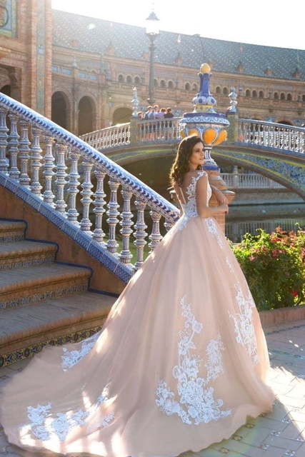 Свадебное платье Jill. Силуэт Пышное, А-силуэт. Цвет Айвори / Капучино, Персик / Оранжевый, оттенки Розового. Вид 2