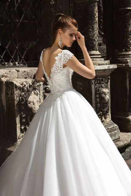 Свадебное платье Maram. Силуэт Пышное, А-силуэт. Цвет Белый / Молочный. Вид 2