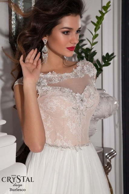 Свадебное платье Burlesco. Силуэт А-силуэт, Прямое. Цвет Белый / Молочный, оттенки Розового. Вид 3