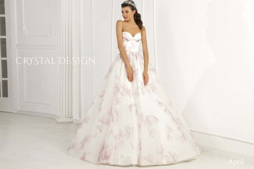 Свадебное платье Floris/April. Силуэт Пышное, А-силуэт. Цвет Белый / Молочный, Лавандовый / Фиолетовый, оттенки Розового. Вид 3