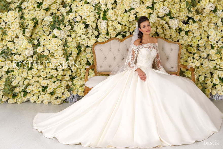 Свадебное платье Bastia. Силуэт А-силуэт. Цвет Белый / Молочный. Вид 3