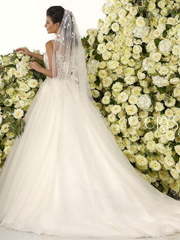 Свадебное платье Aurelia. Силуэт Пышное, А-силуэт. Цвет Белый / Молочный. Вид 2