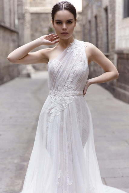 Свадебное платье Rossana. Силуэт А-силуэт, Прямое. Цвет Белый / Молочный. Вид 3