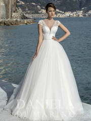 Свадебное платье Alberdi. Силуэт Пышное, А-силуэт. Цвет Белый / Молочный. Вид 1