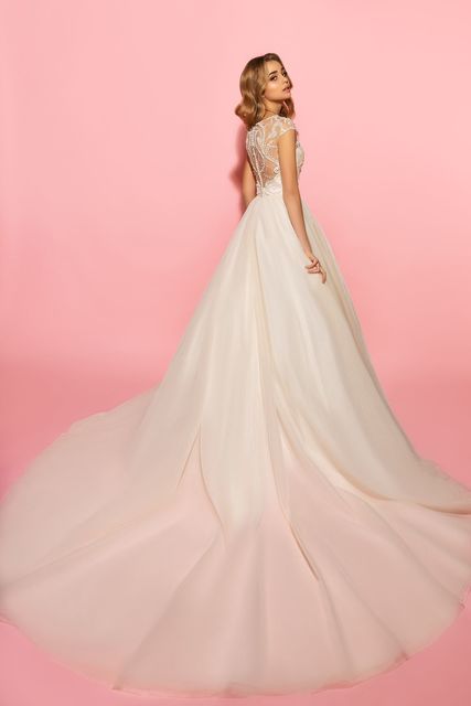 Свадебное платье Olivia. Силуэт А-силуэт. Цвет Айвори / Капучино, Белый / Молочный. Вид 2