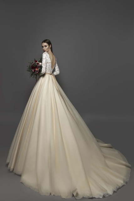 Свадебное платье Kirra. Силуэт А-силуэт. Цвет Айвори / Капучино, Персик / Оранжевый. Вид 2