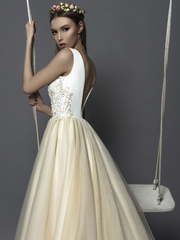 Свадебное платье Selena. Силуэт А-силуэт. Цвет Белый / Молочный, Айвори / Капучино. Вид 1