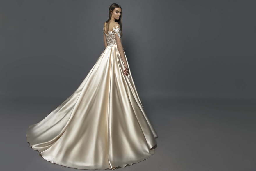 Свадебное платье Zlata. Силуэт А-силуэт. Цвет Айвори / Капучино, Золото. Вид 2