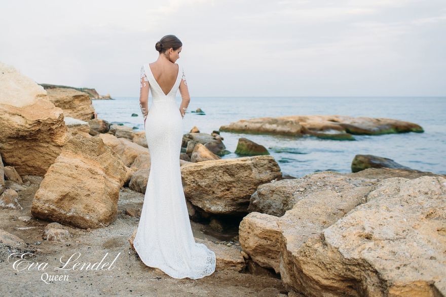 Свадебное платье Queen. Силуэт А-силуэт, Прямое. Цвет Белый / Молочный. Вид 2