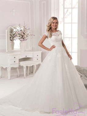 Свадебное платье Петуния. Силуэт А-силуэт. Цвет Белый / Молочный. Вид 1