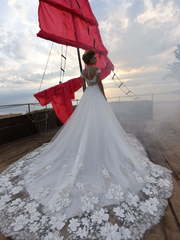 Свадебное платье Mayflower. Силуэт А-силуэт. Цвет Белый / Молочный. Вид 2