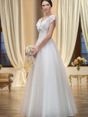 Свадебное платье Elena. Силуэт Пышное, А-силуэт. Цвет Белый / Молочный. Вид 1