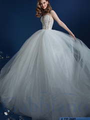 Свадебное платье Бабити. Силуэт Пышное, А-силуэт. Цвет Белый / Молочный. Вид 1