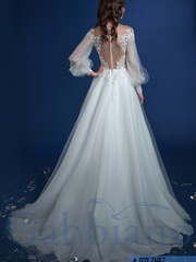 Свадебное платье Зарет. Силуэт А-силуэт. Цвет Белый / Молочный. Вид 2