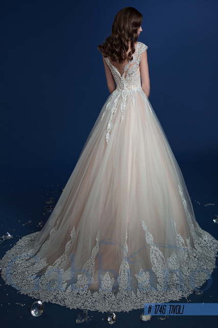 Свадебное платье Тиволи. Силуэт Пышное, А-силуэт. Цвет Айвори / Капучино, Персик / Оранжевый. Вид 2