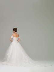 Свадебное платье Eliza. Силуэт Пышное, А-силуэт. Цвет Белый / Молочный. Вид 2