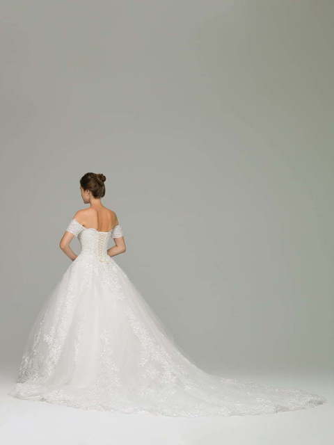 Свадебное платье Eliza. Силуэт Пышное, А-силуэт. Цвет Белый / Молочный. Вид 2