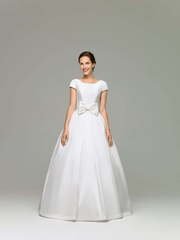 Свадебное платье Bow. Силуэт Пышное, А-силуэт. Цвет Белый / Молочный. Вид 1