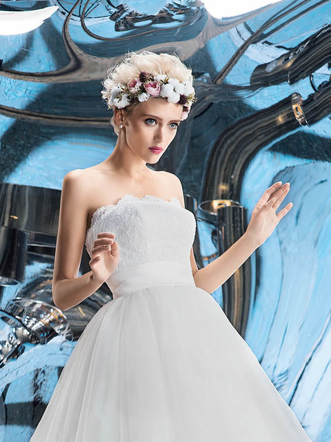 Свадебное платье Cloud. Силуэт А-силуэт. Цвет Белый / Молочный. Вид 3