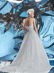 Свадебное платье Omega. Силуэт А-силуэт. Цвет Белый / Молочный. Вид 2