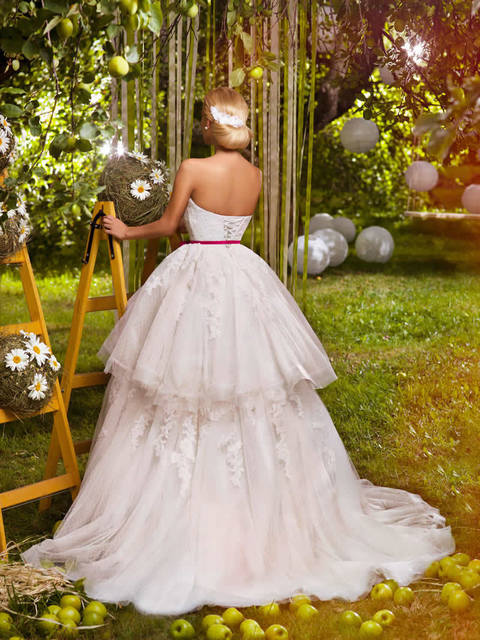 Свадебное платье Sunset. Силуэт Пышное, А-силуэт. Цвет Айвори / Капучино, Белый / Молочный. Вид 2